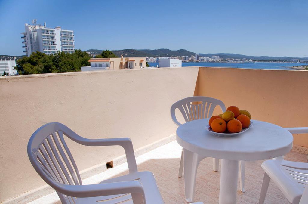Apartamentos Blue Star (Adults Only) San Antonio  Luaran gambar